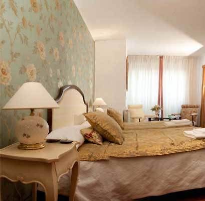 Ch Hostal Victoria Cuenca  Ngoại thất bức ảnh