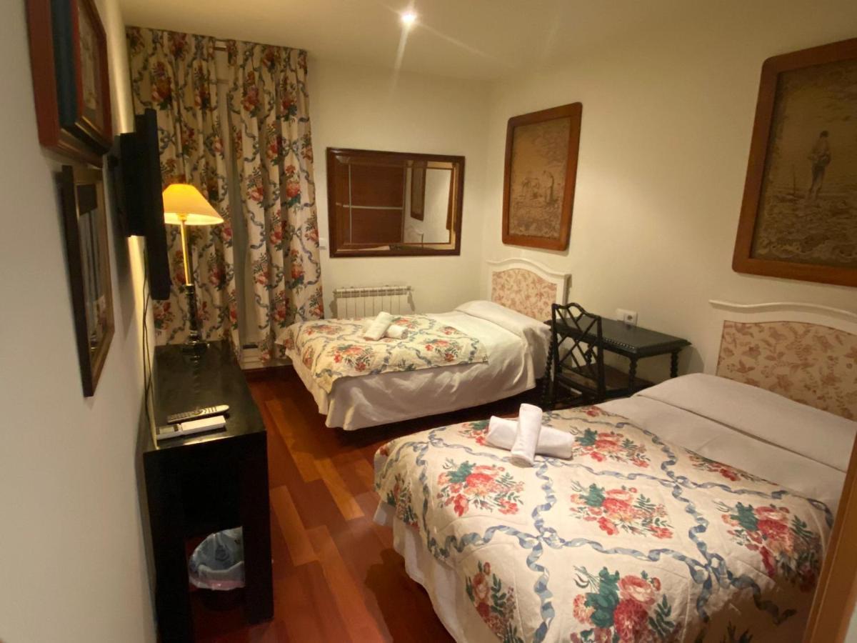 Ch Hostal Victoria Cuenca  Ngoại thất bức ảnh