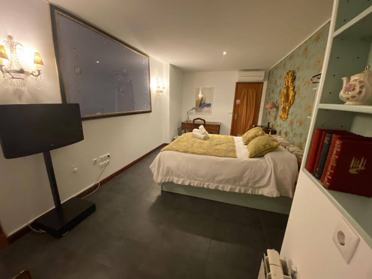 Ch Hostal Victoria Cuenca  Ngoại thất bức ảnh