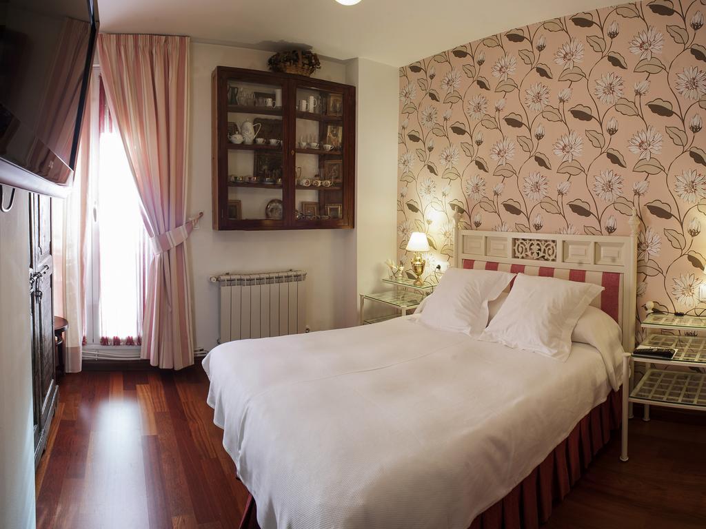 Ch Hostal Victoria Cuenca  Ngoại thất bức ảnh