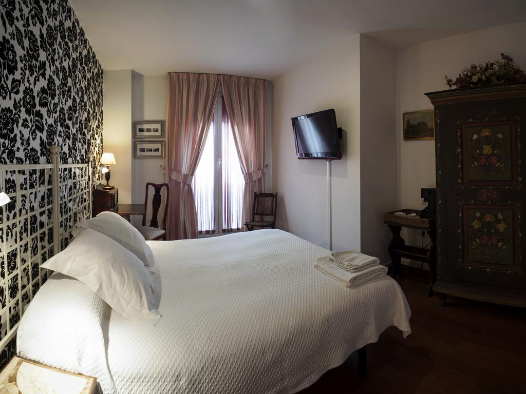 Ch Hostal Victoria Cuenca  Ngoại thất bức ảnh