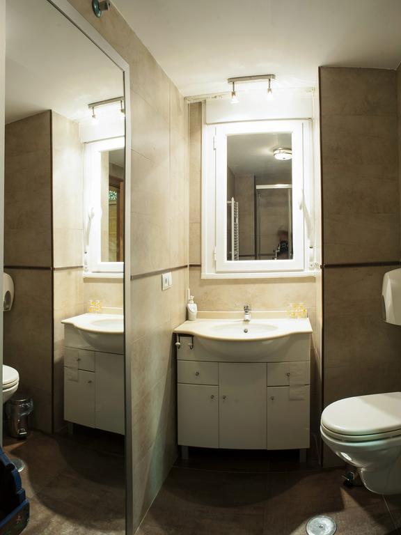 Ch Hostal Victoria Cuenca  Ngoại thất bức ảnh