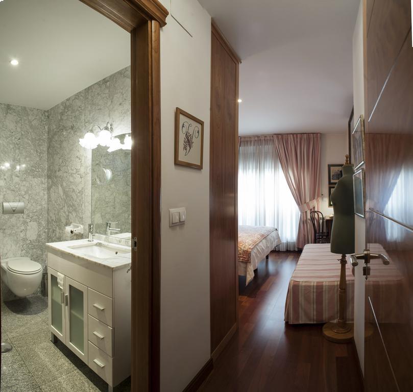 Ch Hostal Victoria Cuenca  Ngoại thất bức ảnh